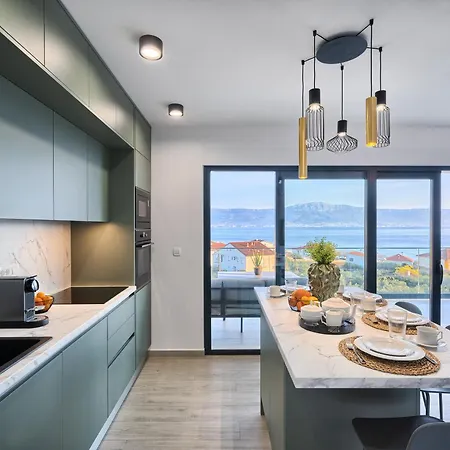 Appartement Imola's Place - Sea-view & Pool *